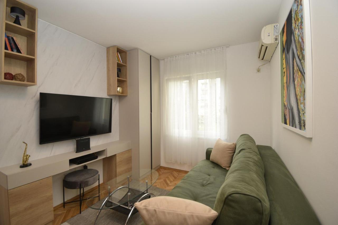 Studio Apartment Art Zone Подгорица Экстерьер фото