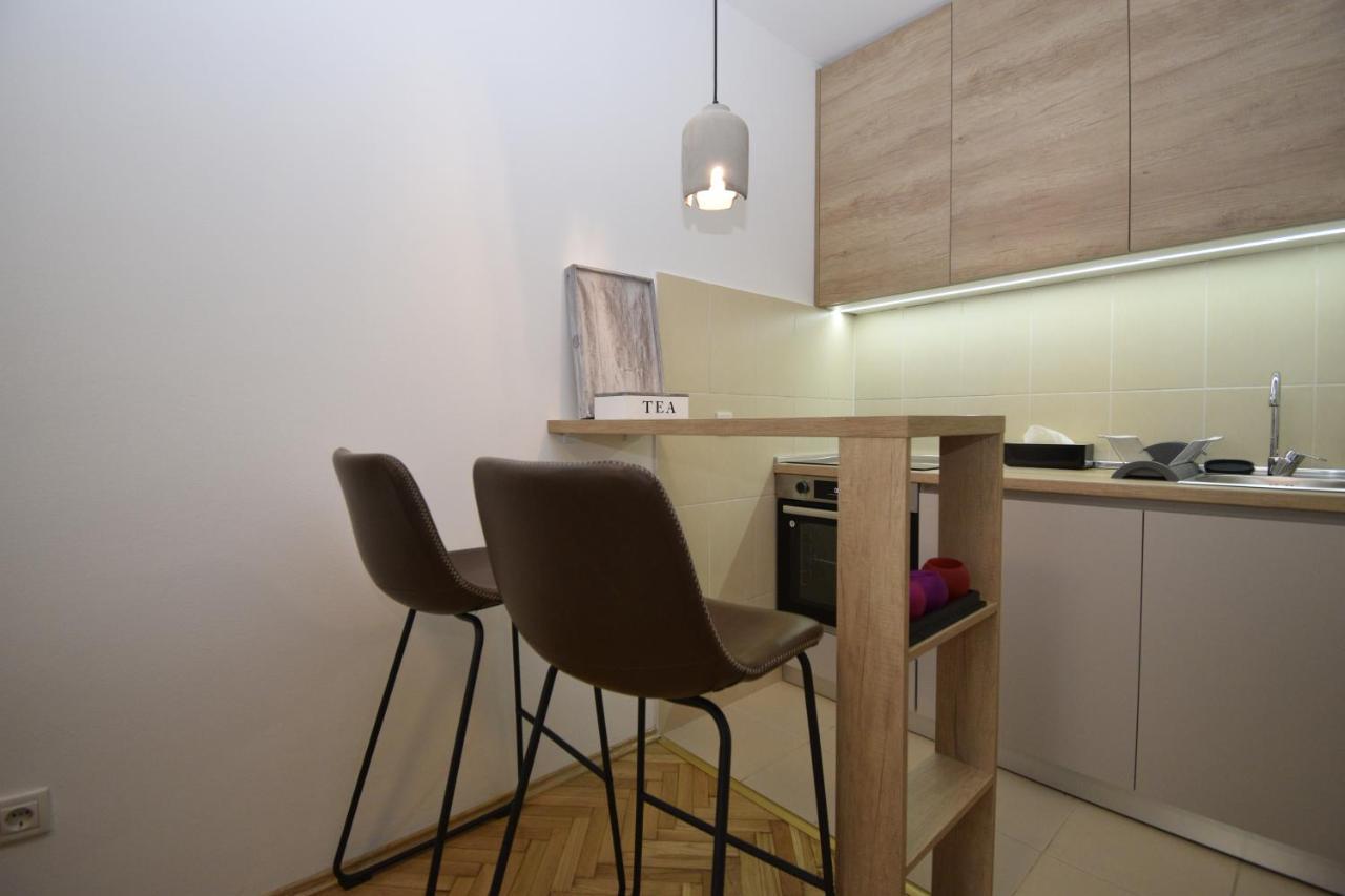 Studio Apartment Art Zone Подгорица Экстерьер фото